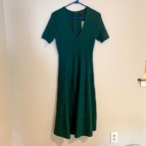 Green sweater v-neck dress